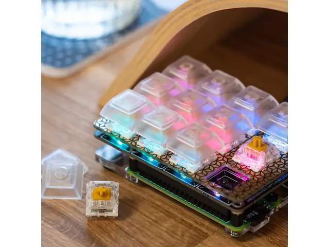 PIMORONI LTD Keybow Mini Mechanical Keyboard KitClicky keys