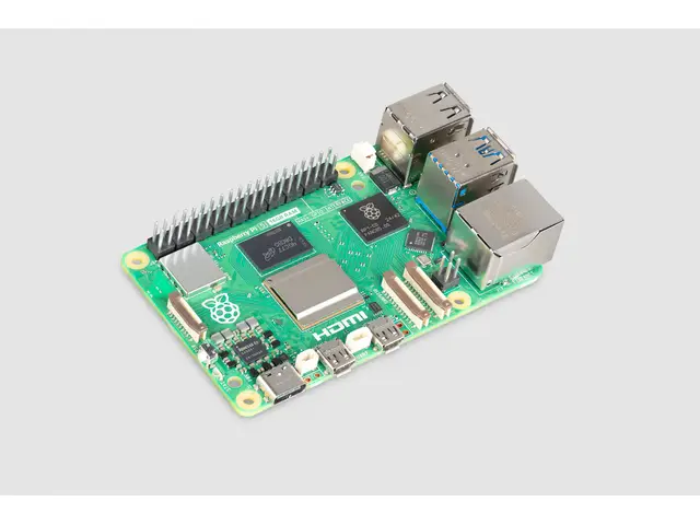 RASPBERRY PI FOUNDATION Raspberry Pi 5 - 16GB
