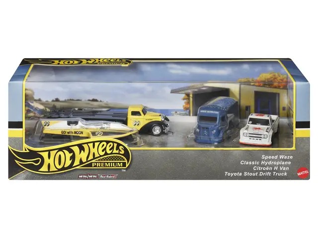 MATTEL Hot Wheels Premium Collector Set Motorhead Madness