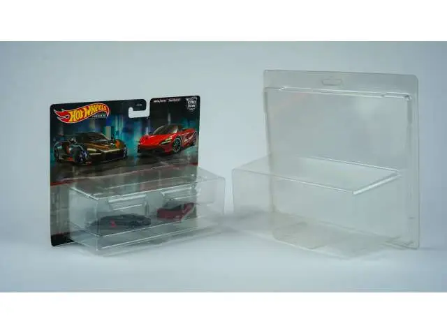 TRIPLE9 COLLECTION 1/64 blister protector size g: fits blisters up to l: 16,5cm w: 21,2cm h 7,5cm.
