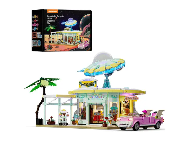 LUMIBRICKS Interstellar Drive-In