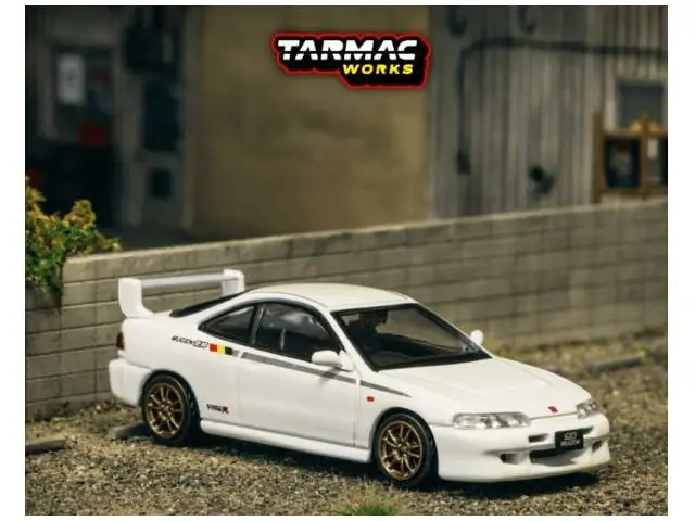 TARMAC 1/64 Honda Integra TYPE R DC2 MUGEN, championship white