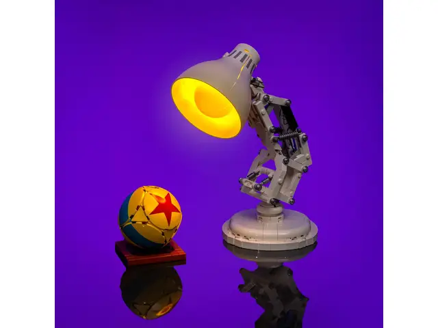 LIGHT MY BRICKS Beleuchtungsset für LEGO® Disney Pixar Luxo Jr. #21357